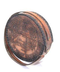 Alternative view of Deri Kılıflı Pirinç Pusula – 17×3 cm Retro Seyahat ve Dekor Ürünü